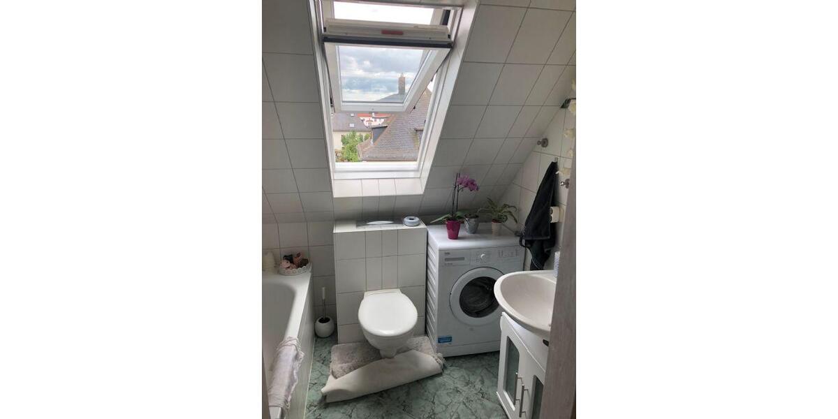 Maisonettenwohnung Saalfeld (Saale) - 2 Zimmer, 25 m&sup2;, 300&euro; | Angebot:26219744