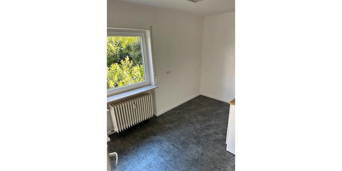 Erdgeschoßwohnung Schriesheim - 5 Zimmer, 138 m&sup2;, 1.600&euro; | Angebot:24727449