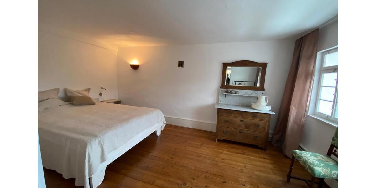 Etagenwohnung Baiersbronn - 5 Zimmer, 130 m&sup2;, 1.600&euro; | Angebot:26285284