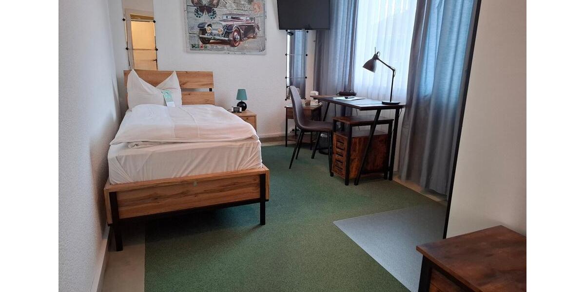 Etagenwohnung Halle - 1 Zimmer, 19 m&sup2;, 580&euro; | Angebot:25882228