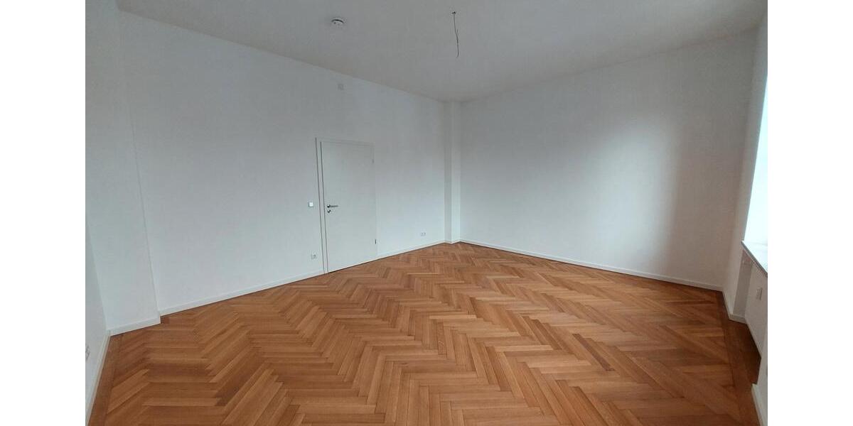 Etagenwohnung Straubing - 4 Zimmer, 143 m&sup2;, 1.200&euro; | Angebot:26006497