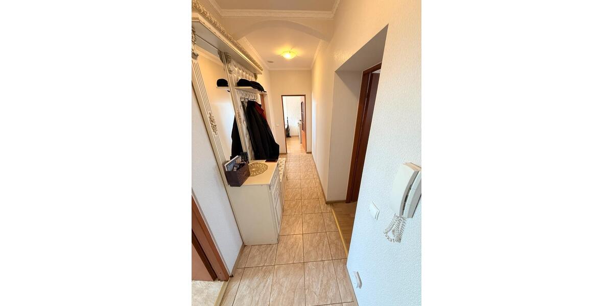 Etagenwohnung Frankfurt (Oder) Booßen - 4 Zimmer, 101 m&sup2;, 1.150&euro; | Angebot:26115806