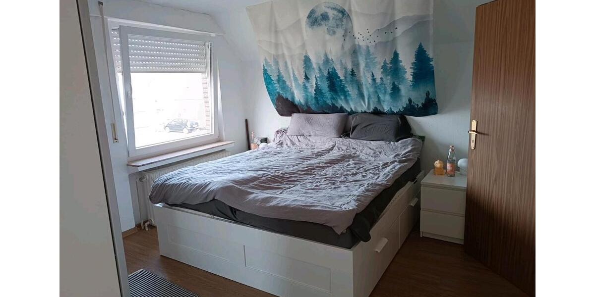 Etagenwohnung Leer (Ostfriesland) - 4 Zimmer, 90 m&sup2;, 700&euro; | Angebot:26123806