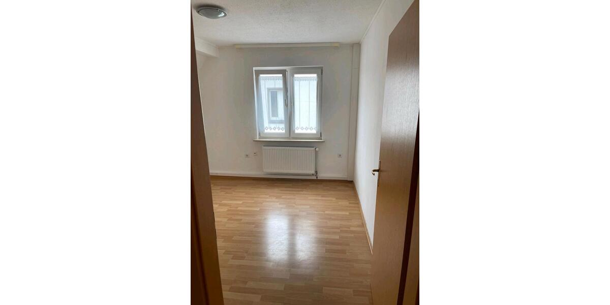 Dachgeschoßwohnung Lüdenscheid Staberg - 1 Zimmer, 39 m&sup2;, 370&euro; | Angebot:24731082