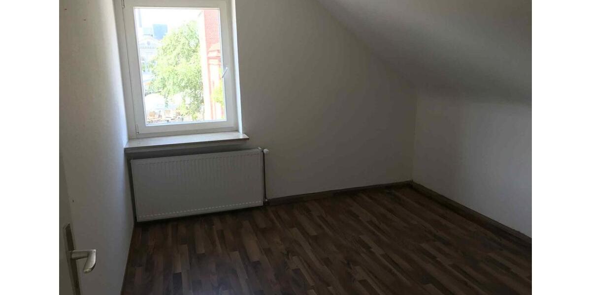 Dachgeschoßwohnung Oldenburg Dobbenviertel - 3.5 Zimmer, 100 m&sup2;, 1.150&euro; | Angebot:26677748