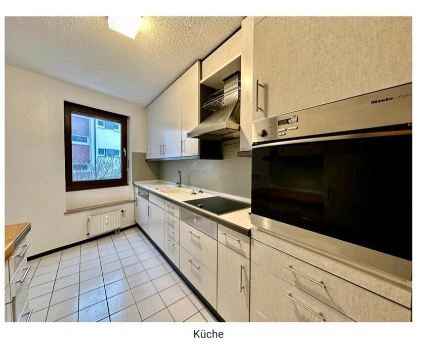 3,5 Zimmer Wohnung Balkon Garage Zentrum Sindelfingen