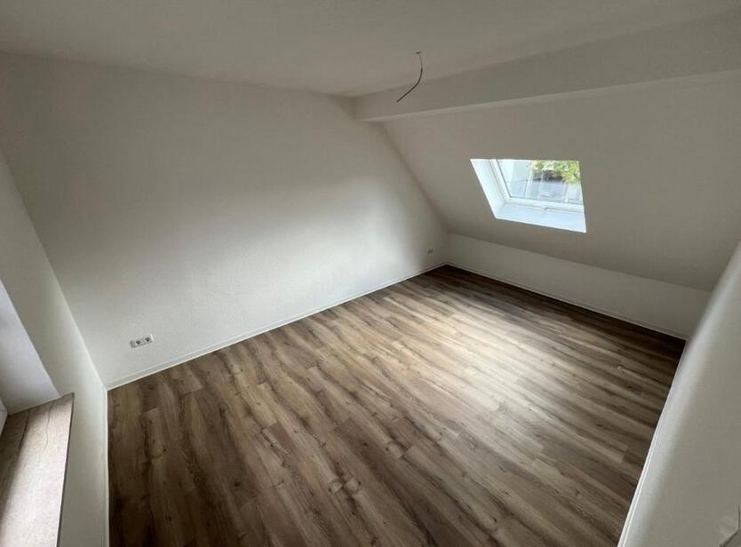 Lichtdurchflutete 4-Raum-Wohnung mit traumhaftem Ausblick