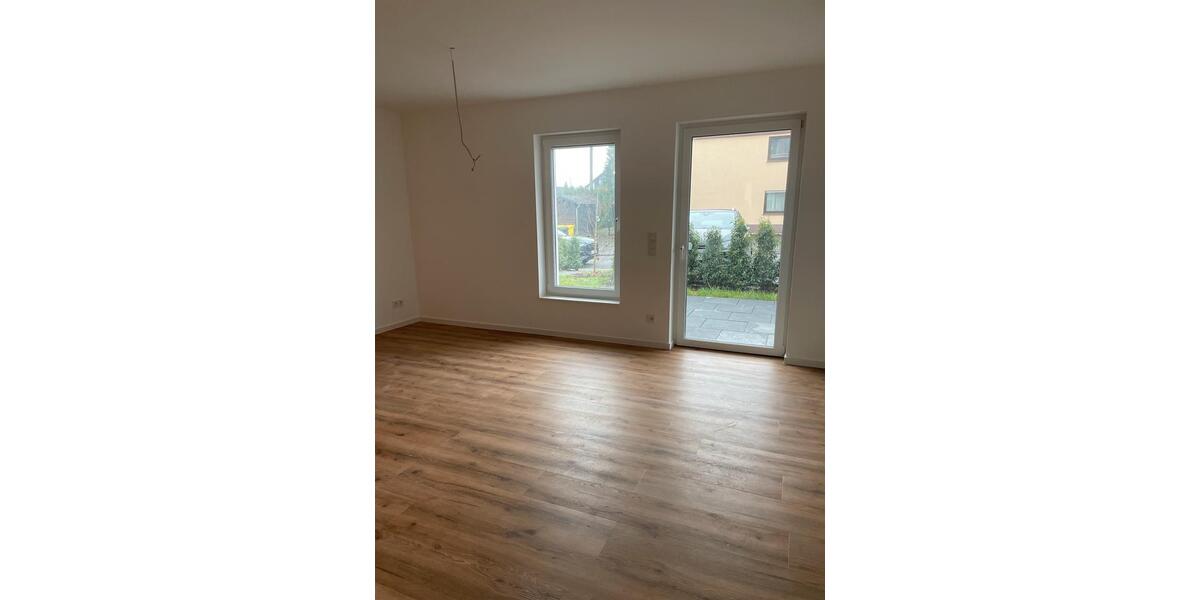 Erdgeschoßwohnung Kreuztal - 2 Zimmer, 76 m&sup2;, 998&euro; | Angebot:22931092