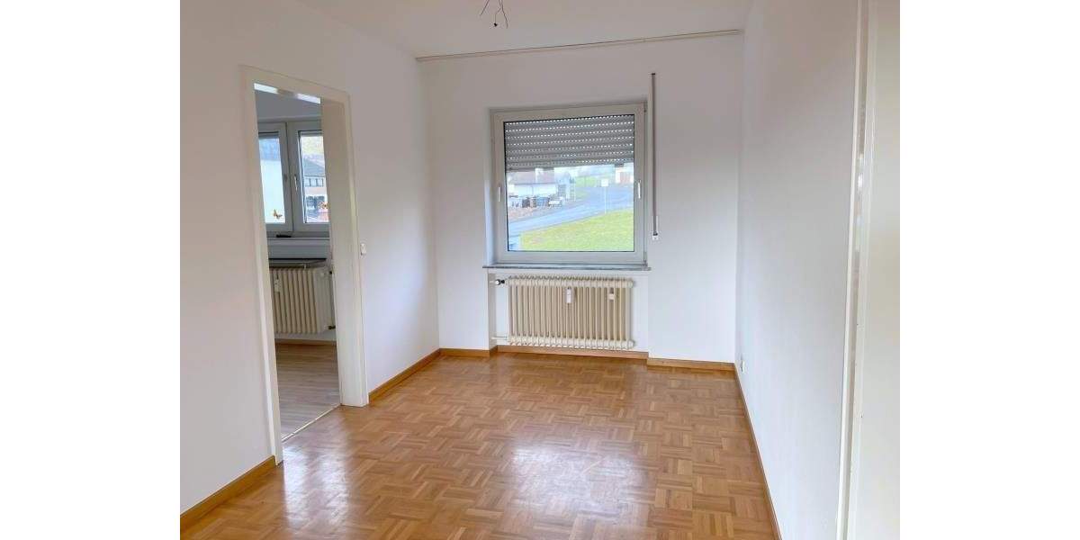 Geräumige 3-Zimmerwohnung mit Balkon in Großseifen 3 zimmer