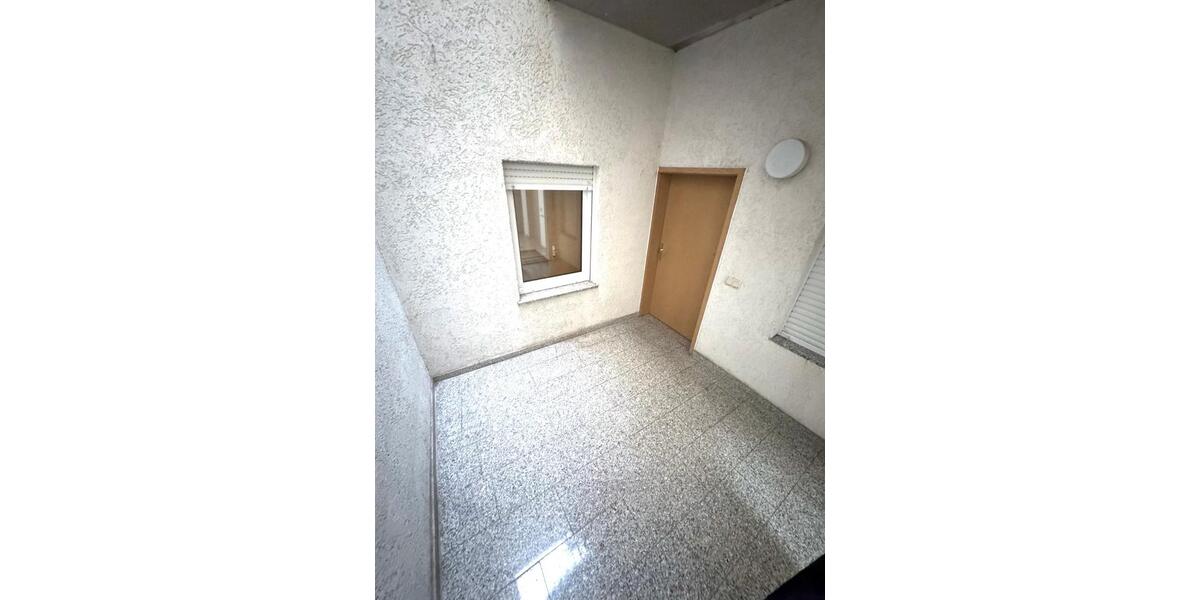 Etagenwohnung Hettstedt - 3 Zimmer, 80 m&sup2;, 425&euro; | Angebot:24615709