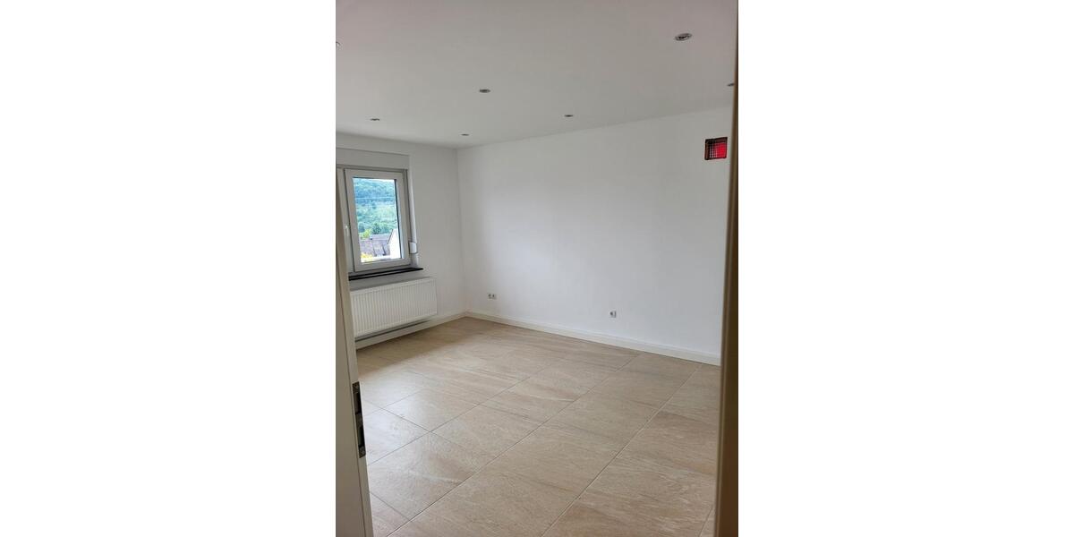 Etagenwohnung Lauda-Königshofen Königshofen - 3 Zimmer, 70 m&sup2;, 890&euro; | Angebot:26480207