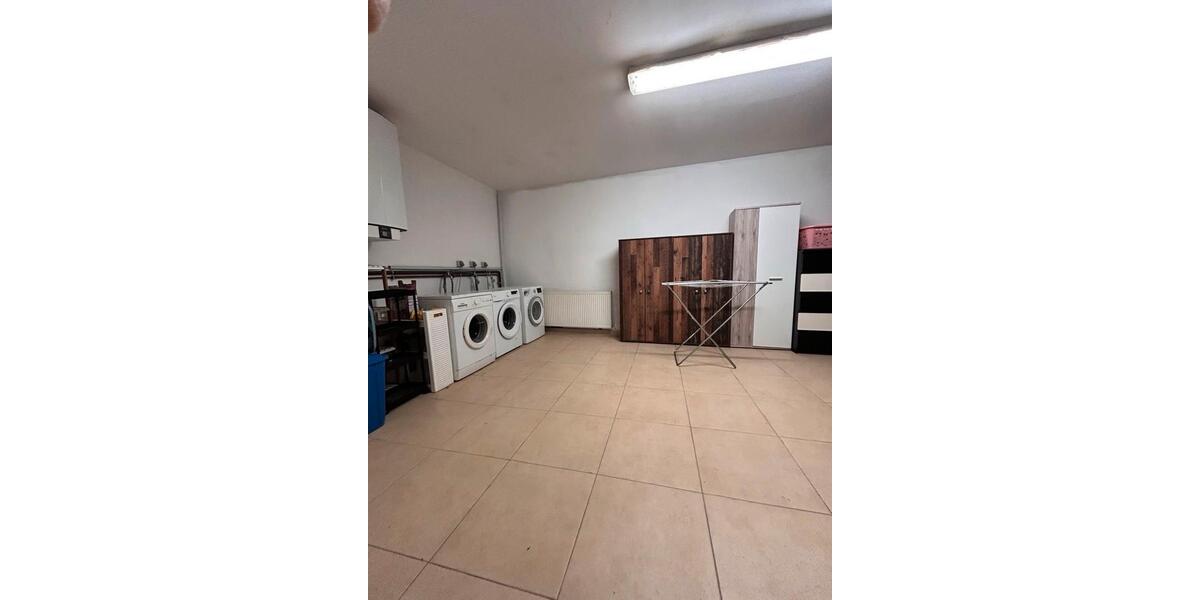 Wohnen auf Zeit Grevenbroich Neuenhausen - 1 Zimmer, 18 m&sup2;, 450&euro; | Angebot:26637246