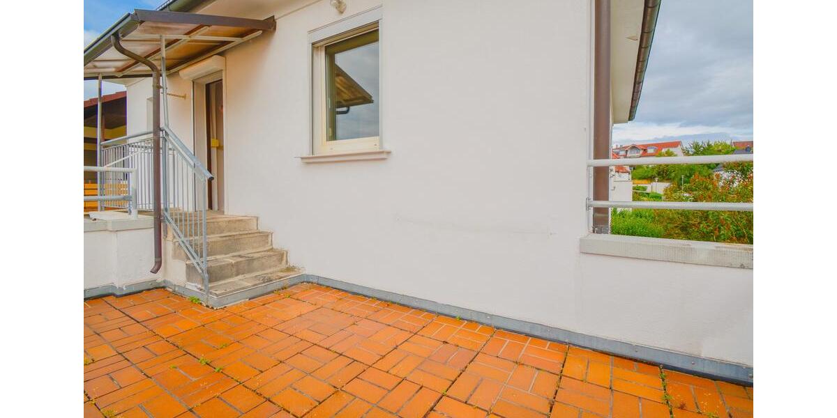 Villa Kronach - 5 Zimmer, 120 m&sup2;, 1.080&euro; | Angebot:22038443