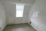 Dachgeschoßwohnung Essen Stadtbezirk III - 3 Zimmer, 78 m&sup2;, 671&euro; | Angebot:25131713