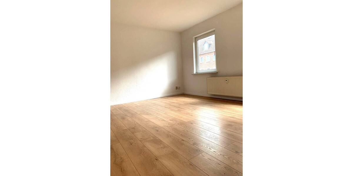 Etagenwohnung Neubrandenburg Vogelviertel - 3 Zimmer, 54 m&sup2;, 510&euro; | Angebot:26904514