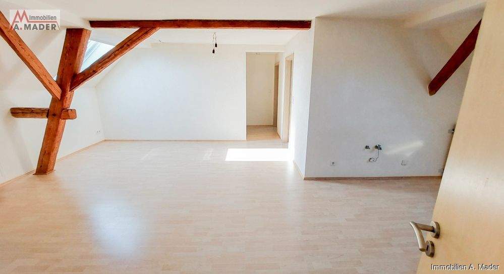 Etagenwohnung Pöttmes Stuben - 3 Zimmer, 75 m&sup2;, 675&euro; | Angebot:25744530