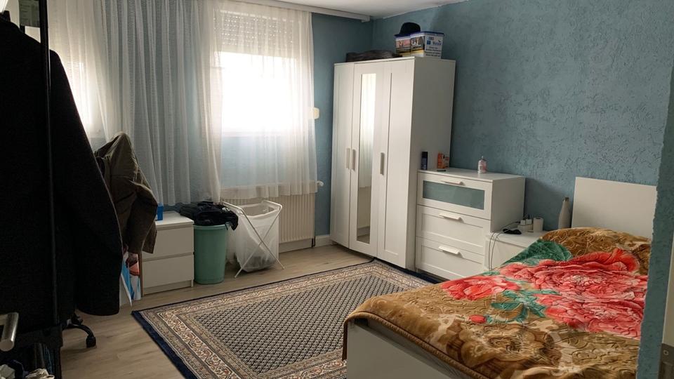 Dachgeschoßwohnung Völklingen - 4 Zimmer, 92 m&sup2;, 650&euro; | Angebot:26536791