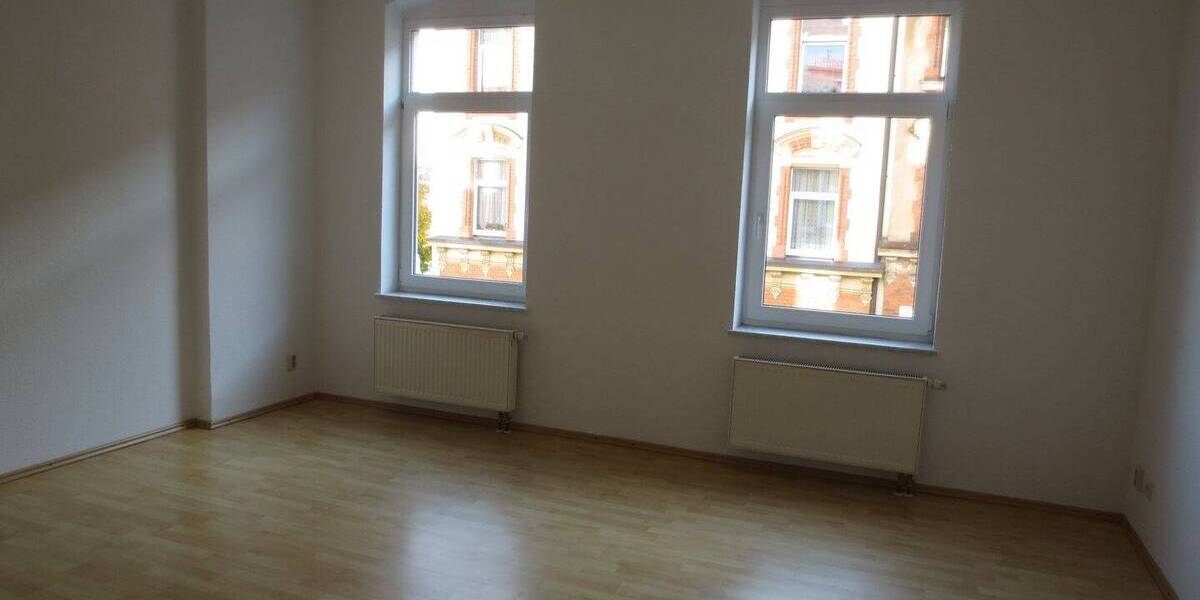 Etagenwohnung Plauen Haselbrunn - 3 Zimmer, 70 m&sup2;, 300&euro; | Angebot:26723034