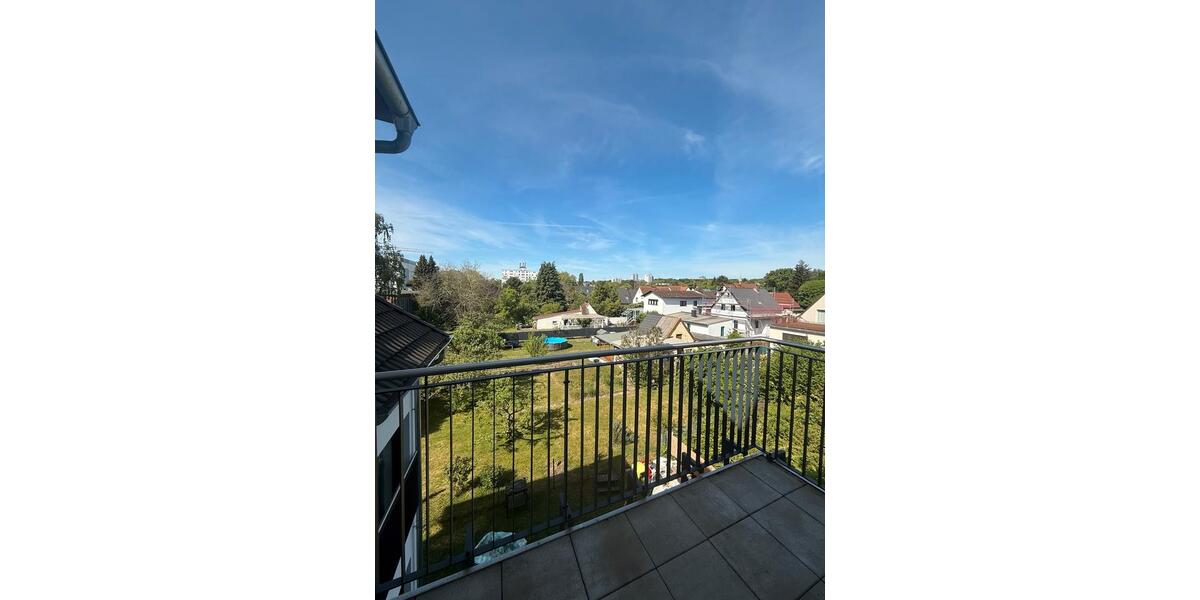 Etagenwohnung Frankfurt am Main Bergen-Enkheim - 3 Zimmer, 110 m&sup2;, 1.900&euro; | Angebot:26531811