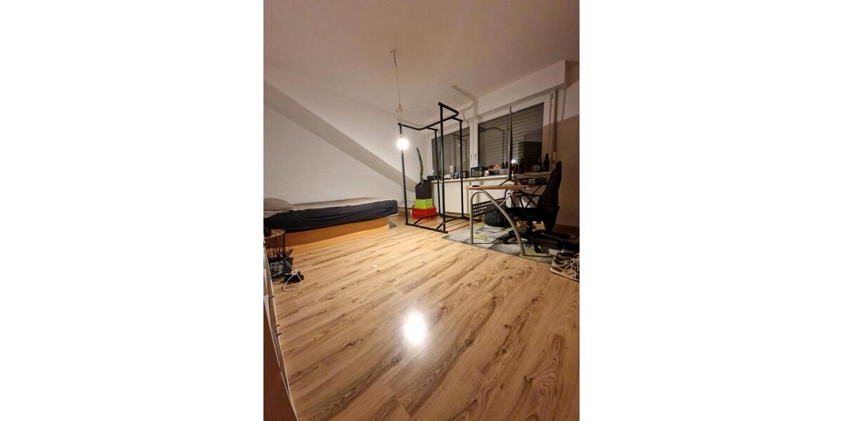 Wohnen auf Zeit Bornheim - 1 Zimmer, 18 m&sup2;, 400&euro; | Angebot:26630262