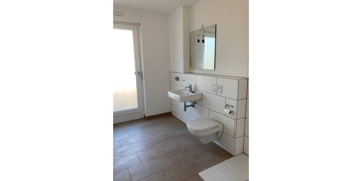 Etagenwohnung Mannheim Käfertal - 3 Zimmer, 76 m&sup2;, 1.021&euro; | Angebot:26118020