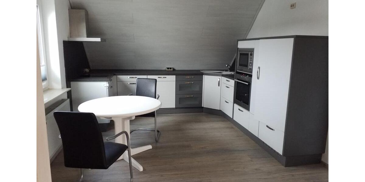 Dachgeschoßwohnung Bächingen an der Brenz - 4 Zimmer, 85 m&sup2;, 670&euro; | Angebot:24829058