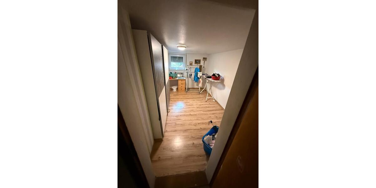 Etagenwohnung Hameln - 4 Zimmer, 110 m&sup2;, 1.200&euro; | Angebot:26067760