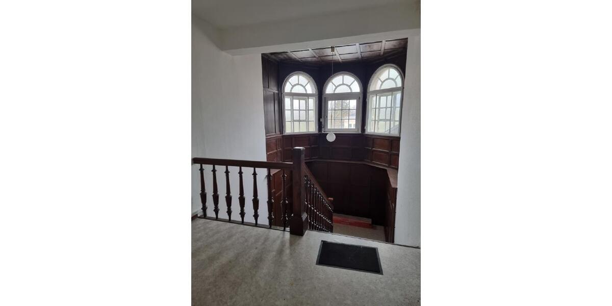 Dachgeschoßwohnung Glauchau - 3 Zimmer, 80 m&sup2;, 560&euro; | Angebot:24175157