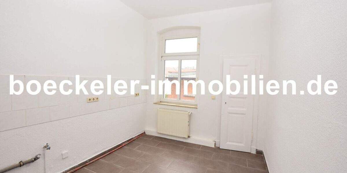 Etagenwohnung Weißenfels - 5 Zimmer, 112 m&sup2;, 650&euro; | Angebot:25801298