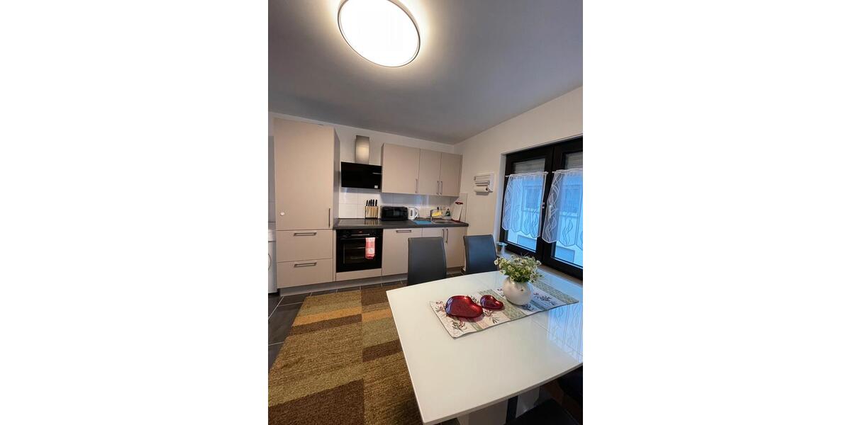 Erdgeschoßwohnung Rüsselsheim am Main - 5 Zimmer, 90 m&sup2;, 650&euro; | Angebot:24649480