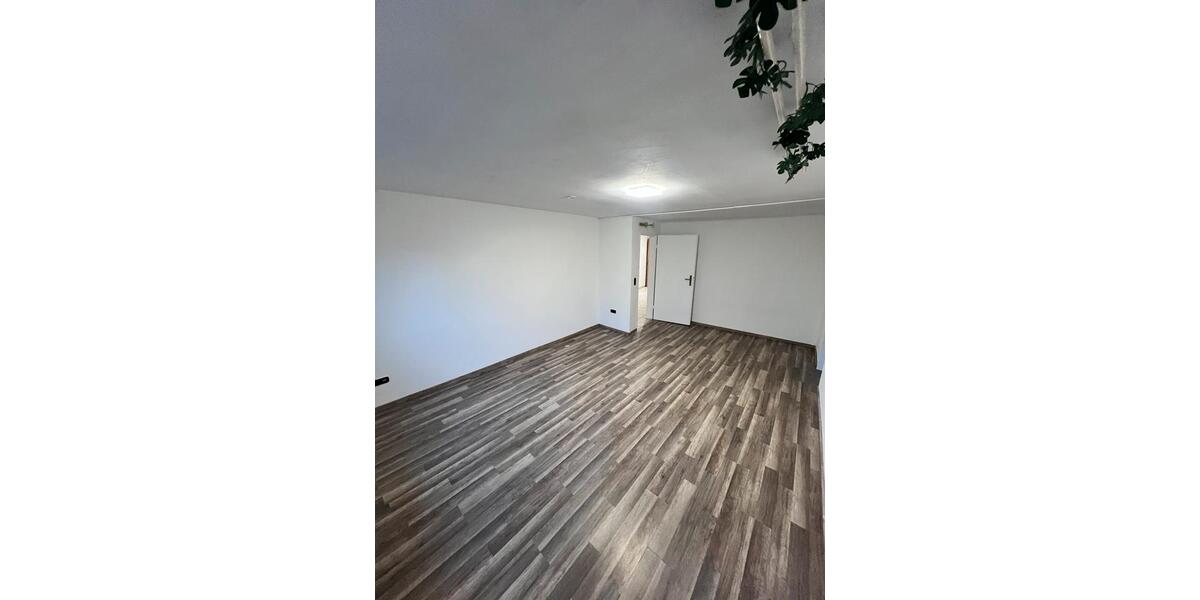Etagenwohnung Karben - 3 Zimmer, 100 m&sup2;, 1.250&euro; | Angebot:24338623
