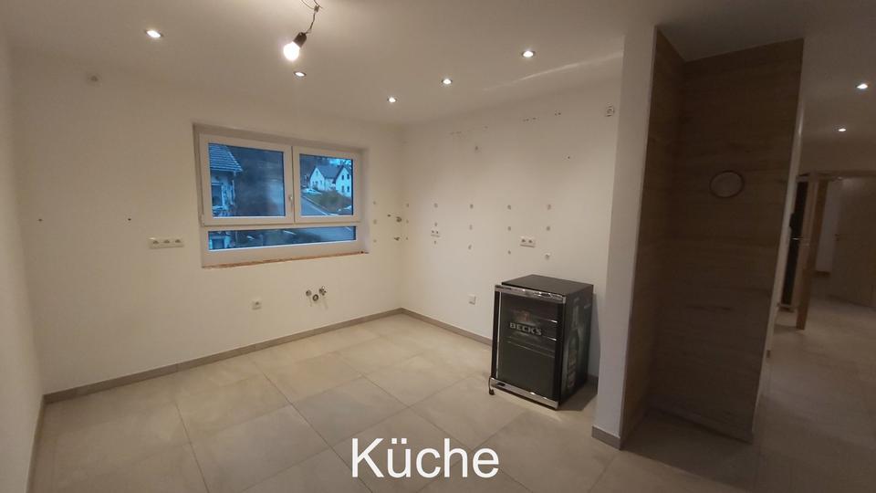 Etagenwohnung Werbach - 4 Zimmer, 111 m&sup2;, 880&euro; | Angebot:26234302