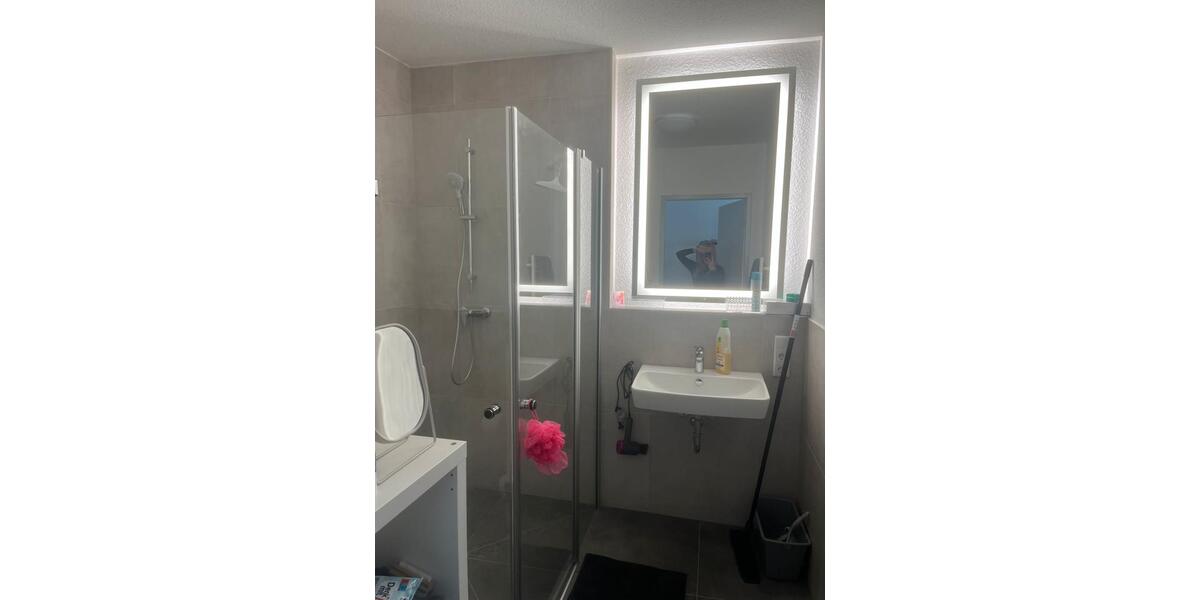 Etagenwohnung Witten - 1 Zimmer, 24 m&sup2;, 200&euro; | Angebot:24996943