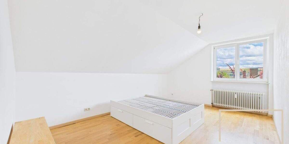 Etagenwohnung Gusterath - 4 Zimmer, 100 m&sup2;, 850&euro; | Angebot:24857680