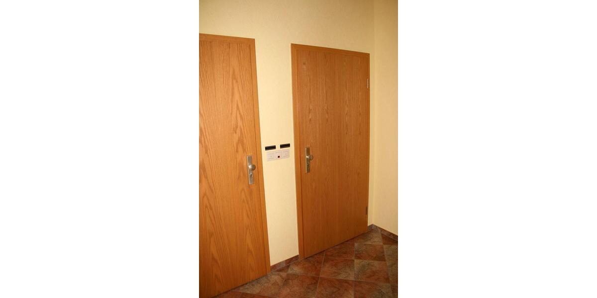 Erdgeschoßwohnung Gersdorf - 2 Zimmer, 57 m&sup2;, 300&euro; | Angebot:24627469