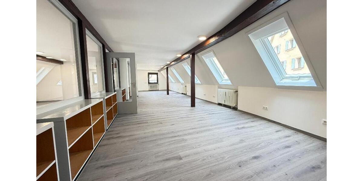 Gewerbeobjekt Happurg - 700&euro; | Angebot:22708185