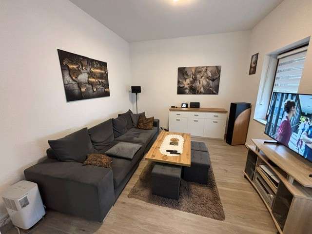 Etagenwohnung Mönchengladbach West - 2 Zimmer, 75 m&sup2;, 590&euro; | Angebot:27201473
