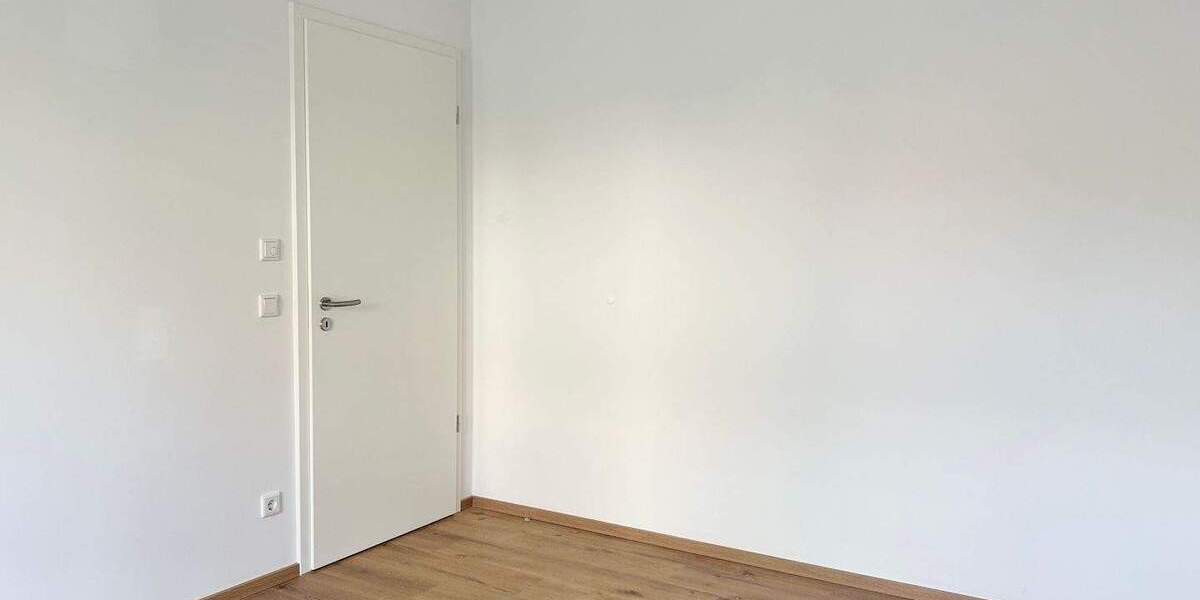 Etagenwohnung Roth - 4 Zimmer, 98 m&sup2;, 1.250&euro; | Angebot:24904611