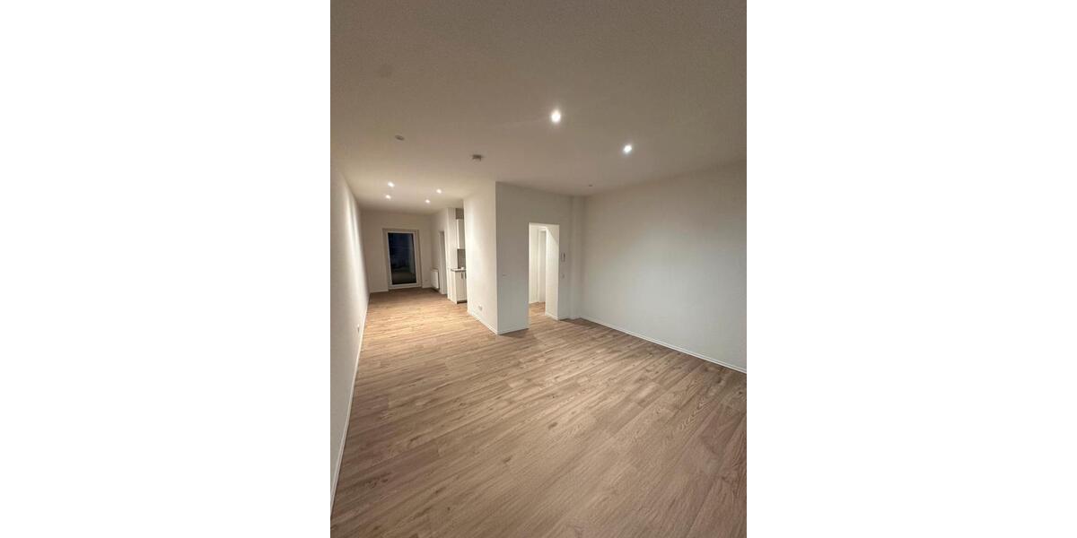 Erdgeschoßwohnung Hohenstein-Ernstthal Ernstthal - 1 Zimmer, 35 m&sup2;, 249&euro; | Angebot:24369493