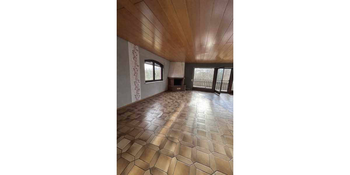 Großzügige 4-Zimmer-Wohnung mit Süd-Balkon in Delliehausen Uslar 4 zimmer