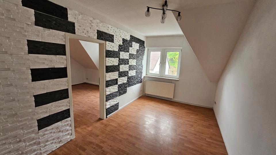 Etagenwohnung Lüdenscheid Brügge - 4 Zimmer, 90 m&sup2;, 850&euro; | Angebot:26699806