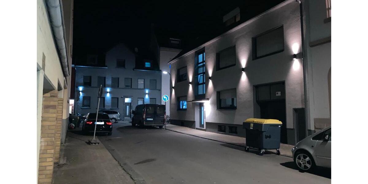 Etagenwohnung Saarbrücken West - 1 Zimmer, 40 m&sup2;, 320&euro; | Angebot:26250188