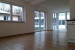 2-Zimmerwohnung mit Balkon und Terrasse, 85 m2 in Freilassing zimmer