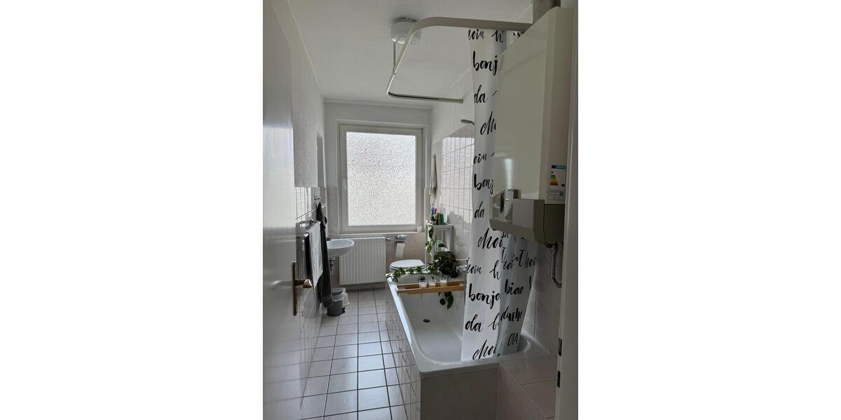 Etagenwohnung Hildesheim Itzum-Marienburg - 3 Zimmer, 63 m&sup2;, 750&euro; | Angebot:24826361