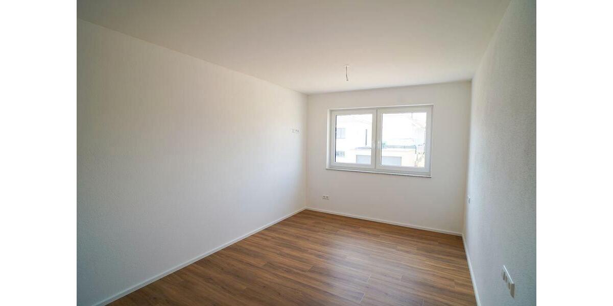 Erdgeschoßwohnung Wellendingen - 4.5 Zimmer, 130 m&sup2;, 1.330&euro; | Angebot:26083445