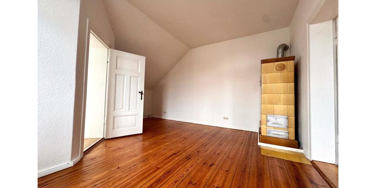 Dachgeschoßwohnung Bad Freienwalde (Oder) - 2.5 Zimmer, 72 m&sup2;, 510&euro; | Angebot:26507484