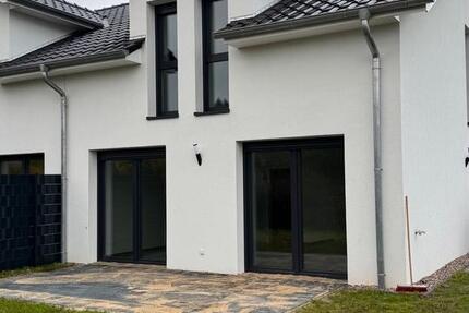 Haus Celle Bostel - 4 Zimmer, 1 m&sup2;, 1.350&euro; | Angebot:24670363