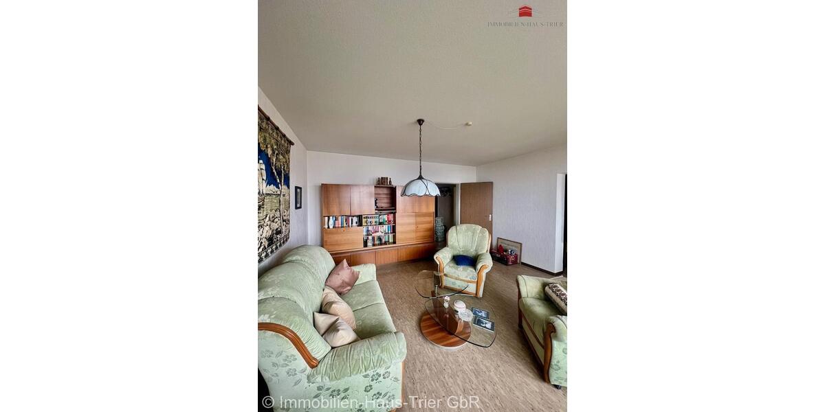 Etagenwohnung Trier Kürenz - 2 Zimmer, 66 m&sup2;, 700&euro; | Angebot:25414623