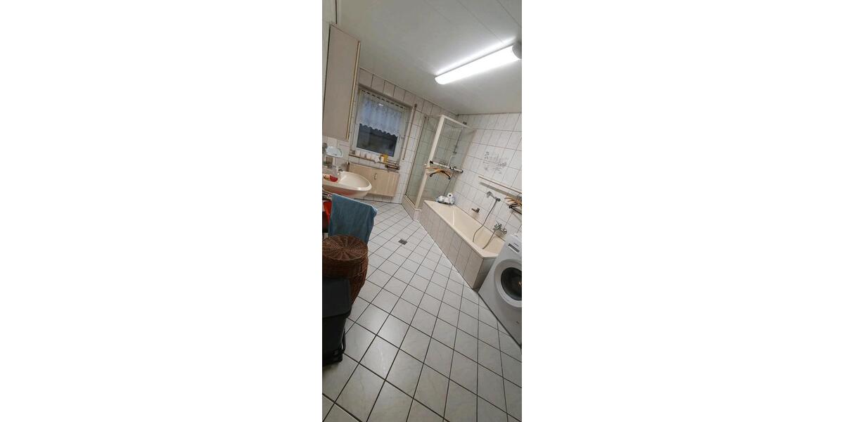 Erdgeschoßwohnung Wächtersbach - 3 Zimmer, 82 m&sup2;, 750&euro; | Angebot:26454160