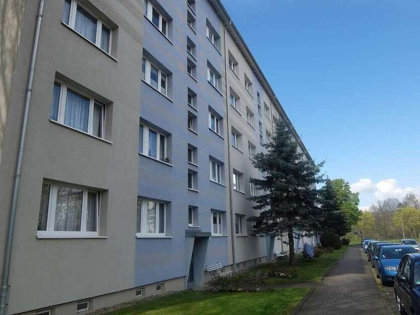 Wohnung zum Mieten in Döbeln 239 € 47.15 m²